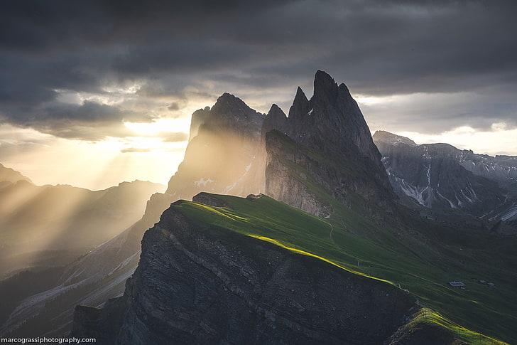 szara kamienna góra, krajobraz, góry, przełęcz, przyroda, zachód słońca, 500px, Dolomity (góry), Włochy, Tapety HD
