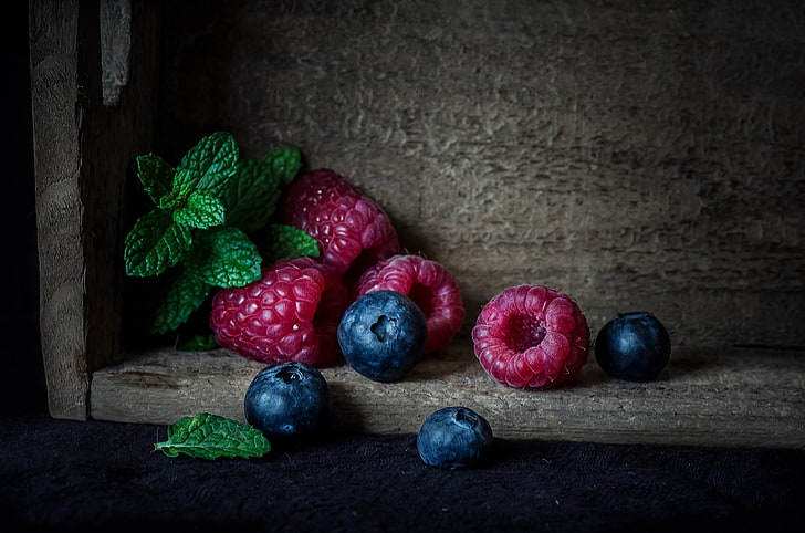 berries, raspberry, box, blueberries, HD wallpaper