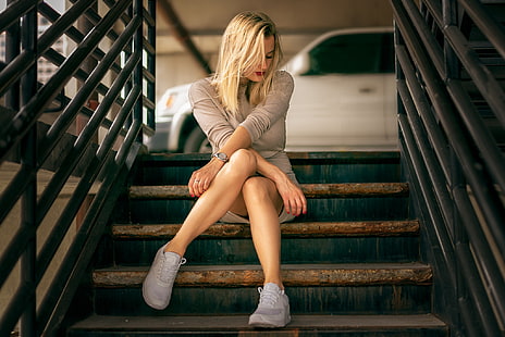 legs crossed, stairs, blonde, women, model, sitting, HD wallpaper HD wallpaper