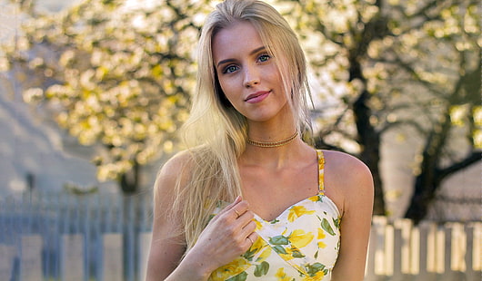 women's white, green, and yellow floral spaghetti strap top, portrait, women outdoors, blonde, women, HD wallpaper HD wallpaper