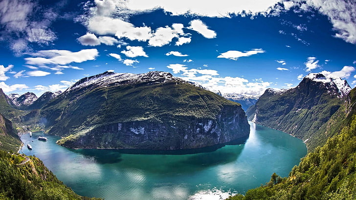 fjord, geiranger, norvège, geirangerfjord, réflexion, parc national, ressources en eau, lac, chaîne de montagnes, nature, eau, glaciaire, région sauvage, lac glaciaire, ciel, montagne, paysages de monts, Fond d'écran HD