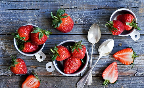 berries, food, strawberries, spoon, fruit, HD wallpaper HD wallpaper
