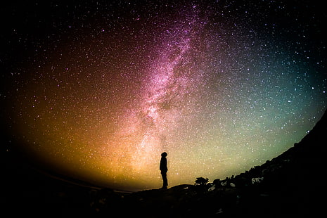 Person, die oben im Himmel, Schattenbild, Sterne, alleine, Nacht, 5K schaut, HD-Hintergrundbild HD wallpaper