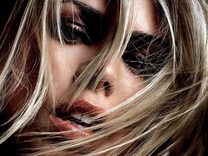 Billie Piper, hair in face, blonde, face, closeup, HD wallpaper