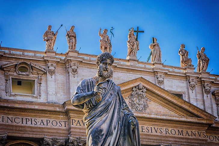 antique, apostle, architecture, bible, catholic, christianity, church, cross, dom, faith, forecourt, house of worship, italy, key, marble, prayer, religion, rome, st peters basilica, statue, stone, HD wallpaper