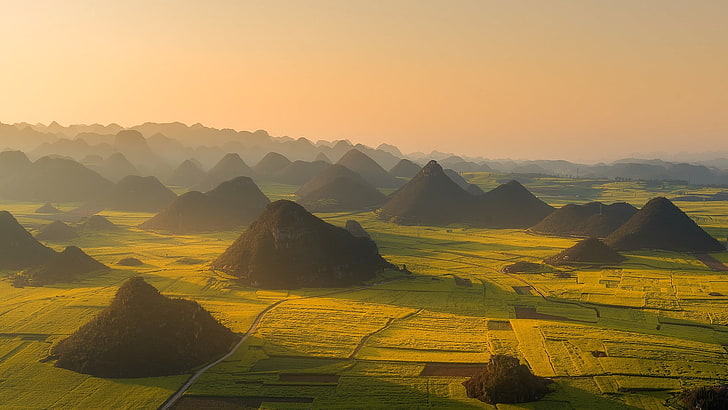 foto udara pegunungan pada siang hari, pemandangan, alam, lapangan, hijau, kabut, bukit, pemandangan udara, jalan, Tiongkok, matahari terbenam, Wallpaper HD