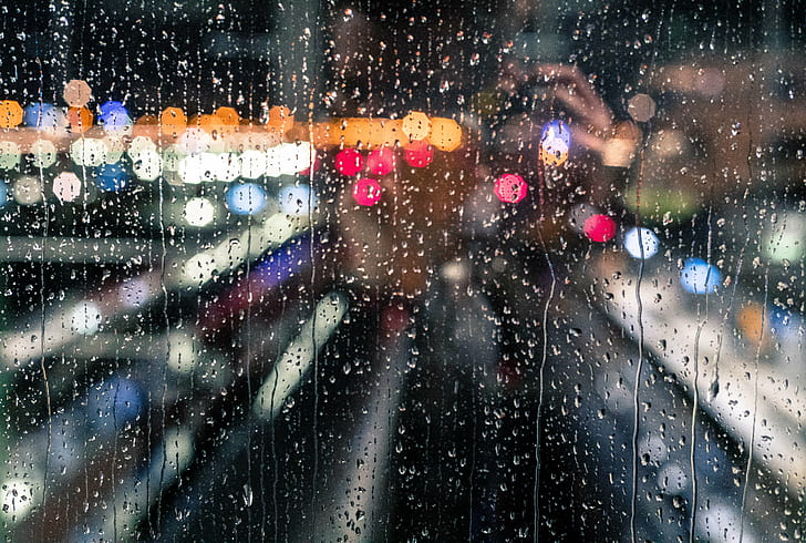 露滴の写真を閉じるレーゲンスブルク、バーンホフ、ライカm10、summicron、通り、夜、雨滴、車、ウェット、都市のシーン、背景、都市、ドロップ、天気、 HDデスクトップの壁紙