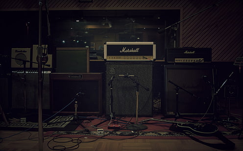 2つの黒のマーシャルギターアンプ、楽器、マイク、スタジオ、部屋、レコード、 HDデスクトップの壁紙 HD wallpaper