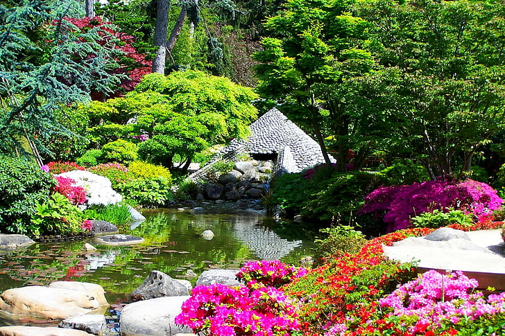 pirámide de hormigón gris, árboles, flores, estanque, piedras, Francia, jardín, arbustos, jardines japoneses Albert-Kahn, Fondo de pantalla HD