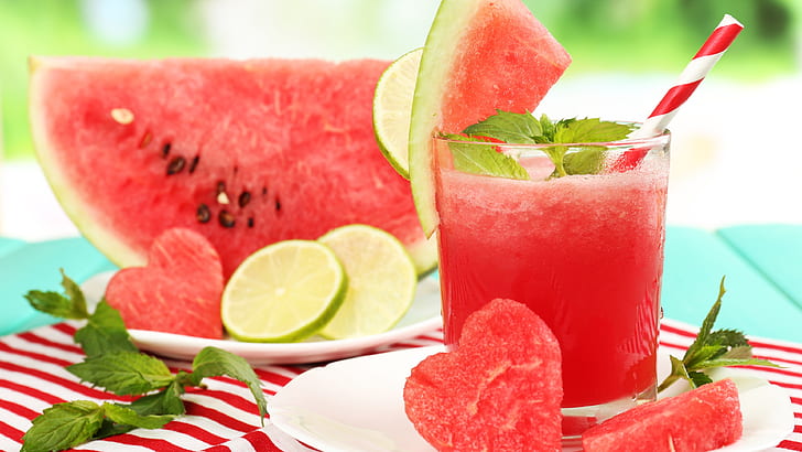 Wassermelone, Scheiben, Saft, Liebesherzen, Sommergetränke, Wassermelonenfrucht und -saft, Wassermelone, Scheiben, Saft, Liebe, Herzen, Sommer, Getränke, HD-Hintergrundbild