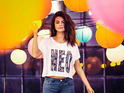 Selena Gomez cantik, crop top neo putih wanita, Selena Gomez, aktris, penyanyi, Wallpaper HD HD wallpaper