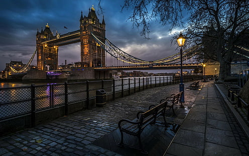 град Лондон Англия кула мост мост улица улична светлина нощ калдъръм река Темза, HD тапет HD wallpaper
