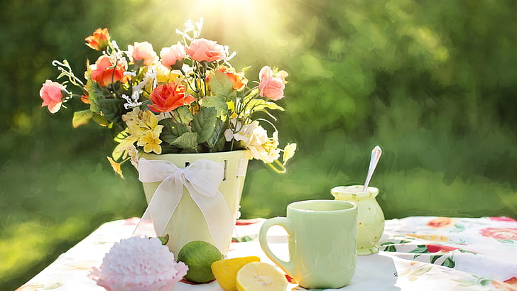 весна, цветы, стол, декор, солнечный луч, чашка, лайм, лето, солнце, букет, HD обои