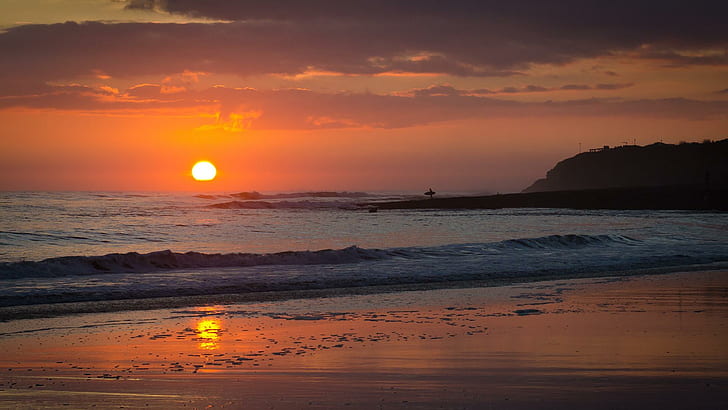 Andare a fare surf al tramonto A Santa Cruz Beach, surfista, spiaggia, tramonto, costa, natura e paesaggi, Sfondo HD