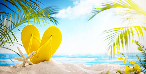 чифт жълти джапанки, пясък, море, плаж, лято, слънце, палми, престой, ваканция, шисти, морски звезди, HD тапет HD wallpaper