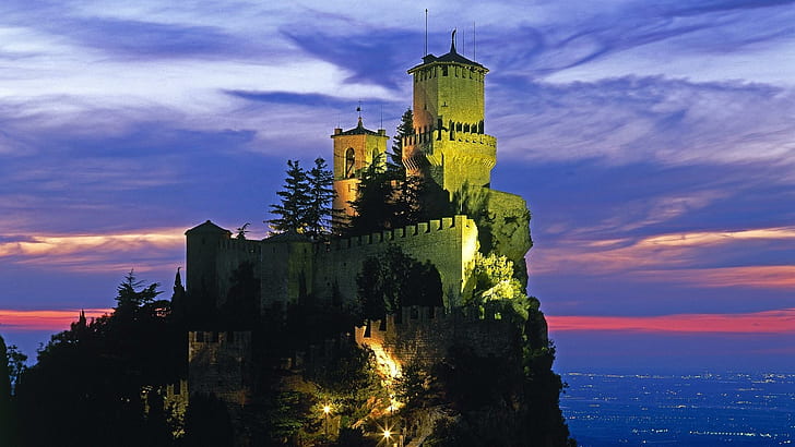 Castles Night World Fortress Italy San Marino Nation Buildings Magazine, architecture, buildings, castles, fortress, italy, magazine, marino, nation, night, world, HD wallpaper