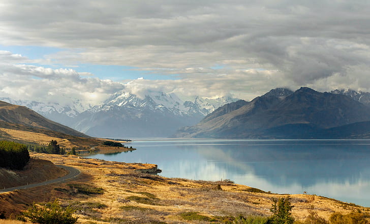 landscape photography of body of water beside brown soil and mountains, lake pukaki, mt cook, lake pukaki, mt cook, Lake Pukaki, Mt Cook, landscape photography, body of water, brown soil, mountains, Lumix, scenery, New Zealand, Canterbury NZ, mountain, lake, nature, landscape, scenics, outdoors, water, sky, mountain Range, reflection, travel, HD wallpaper