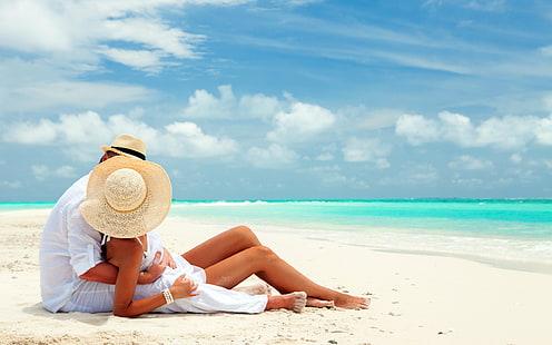 Влюбленная пара медовый месяц отдых на тропическом острове романтический пляж HD Обои 2560 × 1600, HD обои HD wallpaper