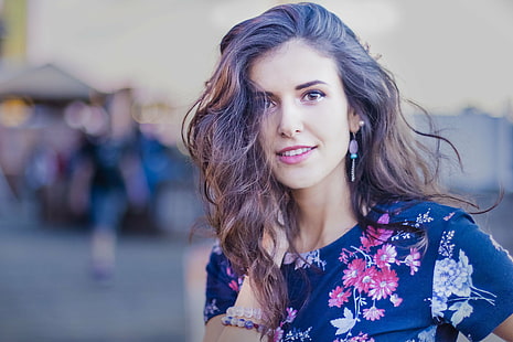 focus photography of woman in blue and pink floral sleeve top, photography, woman in blue, pink, floral, sleeve, top, beautiful, beauty, brunette, models, modeling, long hair, gorgeous, faces, eyes, women, outdoors, people, one Person, young Adult, portrait, females, smiling, lifestyles, adult, caucasian Ethnicity, summer, fashion, happiness, HD wallpaper HD wallpaper