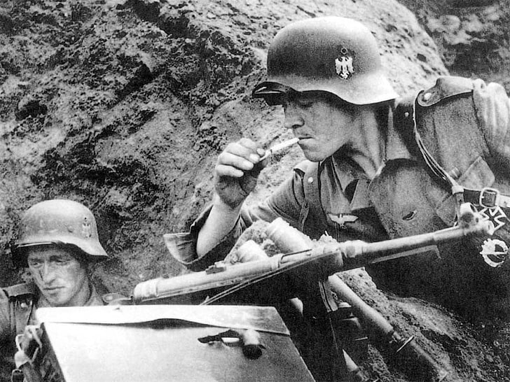 Segunda Guerra Mundial, guerra, MP 40, tabagismo, vintage, soldado, militar, monocromático, HD papel de parede