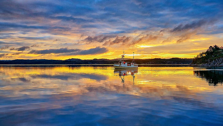 clouds, morning, sunrise, dawn, Norway, boat, Vestlandet, Rogaland, fishermen, fisher boat, Røyksund, Røyksundkanalen, HD wallpaper