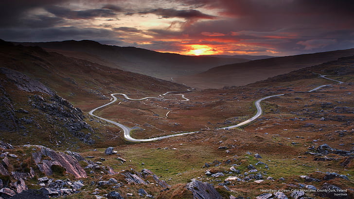 Healy Pass at Dawn, Caha Mountains, County Cork, Ireland, Europe, HD wallpaper