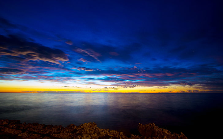 Perth Sunset, australia, beach, blue, clouds, coastal, darkblue, nature, ocean, perthaustralia, photography, seascapes, sky, sunset, water, yellow, HD wallpaper