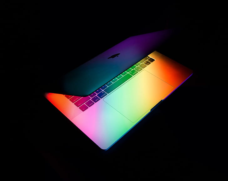 Apple MacBook Pro Laptop colorato, computer, hardware, scuro, laptop, colorato, mela, arcobaleno, luce, contrasto, tecnologia, macbook, macbookpro, alte prestazioni, Sfondo HD