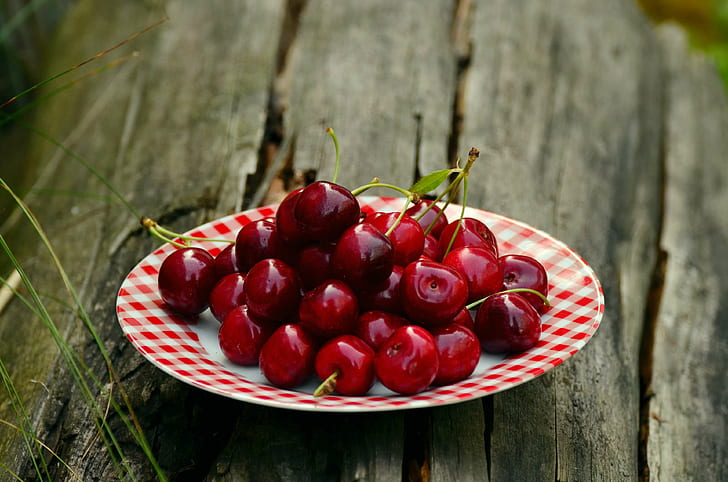 berries, cherries, cherry harvest, close up, delicious, food, fruits, healthy, leaf, plate, red, summer, sweet, sweet cherry, tasty, wood, wooden, HD wallpaper