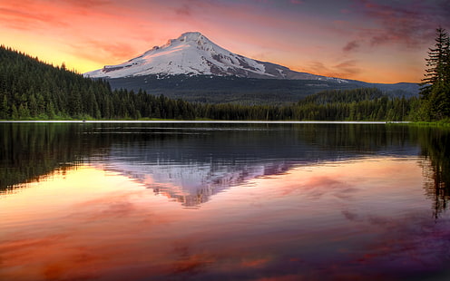 オレゴン州のマウントフッド成層火山のサンセットトリリウム湖反射、 HDデスクトップの壁紙 HD wallpaper