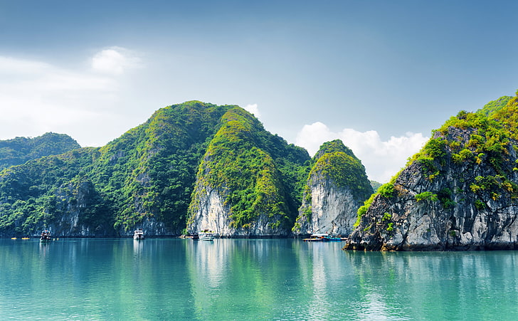Ha Long Bay, Vietnam, rock formations, Asia, Vietnam, Ocean, Travel, Nature, Beautiful, Landscape, Mountain, Island, Tropical, Rocks, Boat, Outdoor, Holiday, Scenic, Cruise, Emerald, Seascape, Waters, Cliff, Vessel, Heritage, Ships, Vacation, Tour, Famous, Destination, unesco, indochina, landmark, tourism, vietnamese, halong, HD wallpaper
