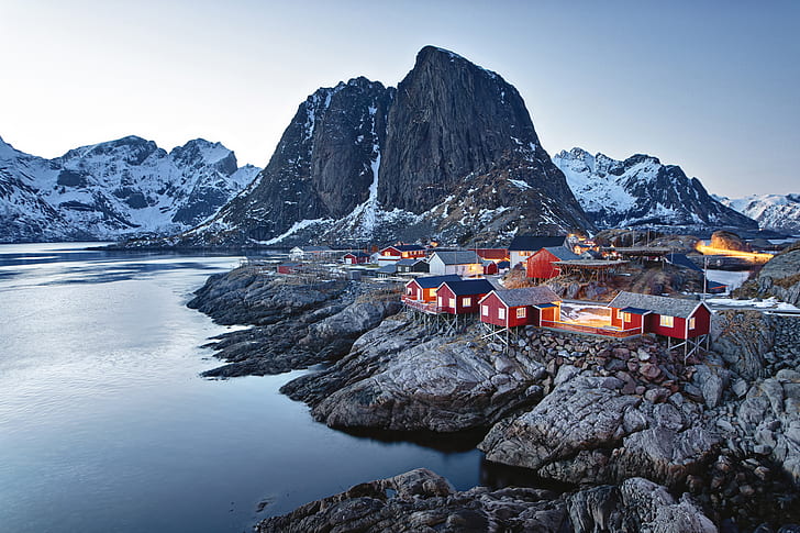 Norway, Lofoten, Lofoten Islands, nature, landscape, Europe, hill, mountains, hills, cold, outdoors, Reine, cabin, red, snow, HD wallpaper