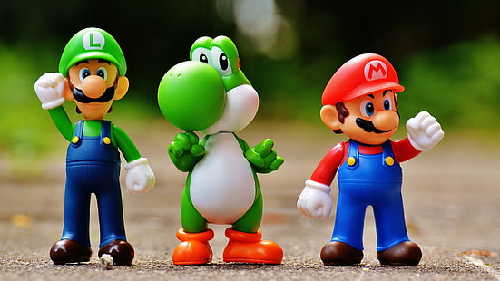 Super Luigi, Yoshi, Mario figures, HD wallpaper HD wallpaper