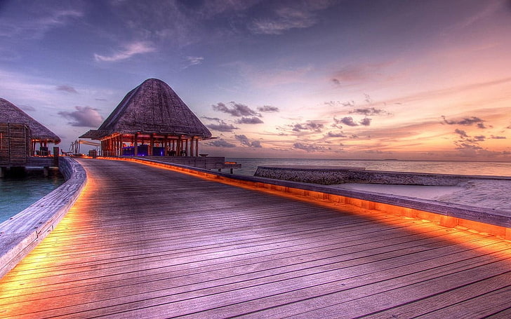 nippa hut, nature, landscape, beach, tropical, sea, vacation, bar, walkway, sunset, Maldives, runway, clouds, lights, HD wallpaper