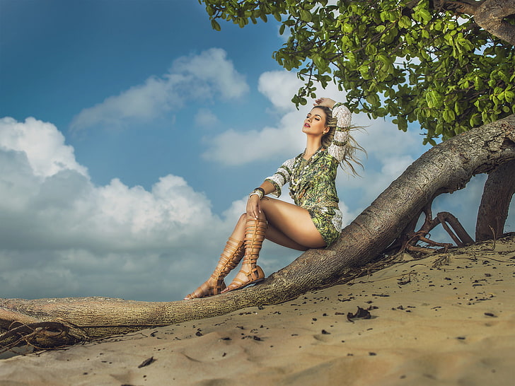 sand, tree, model, legs, sandals, Andreia Schultz, HD wallpaper