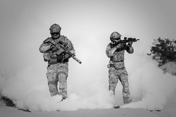 action, armed, army, attack, battle, black and white, combat, danger, desert, guns, help, men, military, people, rifle, sand, shoot, smoke, soldiers, team, uniform, weapons, HD wallpaper