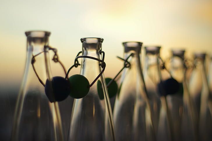 selective focus photography of glass bottles, skål, selective focus, photography, glass bottles, depth of Field, transparency, DoF, science, laboratory, research, scientific Experiment, chemistry, biology, beaker, biotechnology, equipment, flask, HD wallpaper
