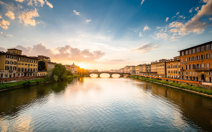 River Arno Florence, brown concrete bridge, World, Cityscapes, river, cityscape, city, italy, bridge, florence, HD wallpaper