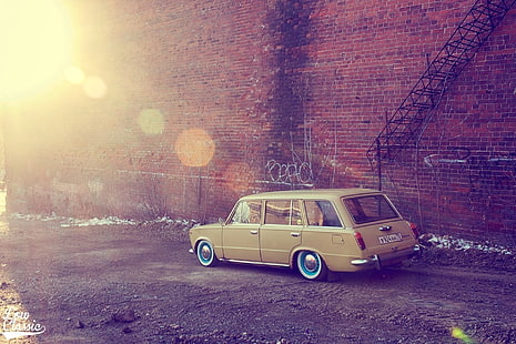 station wagon giallo, Lada, VAZ, 2102, basso classico, Sfondo HD HD wallpaper