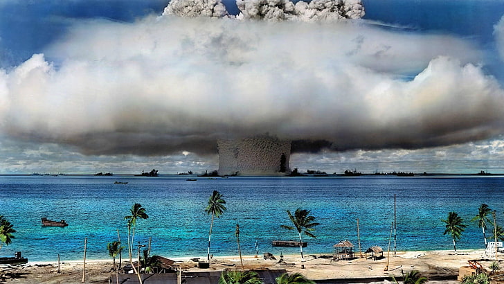 ilustrasi awan putih dan pohon palem, bom, nuklir, alam, air, Wallpaper HD