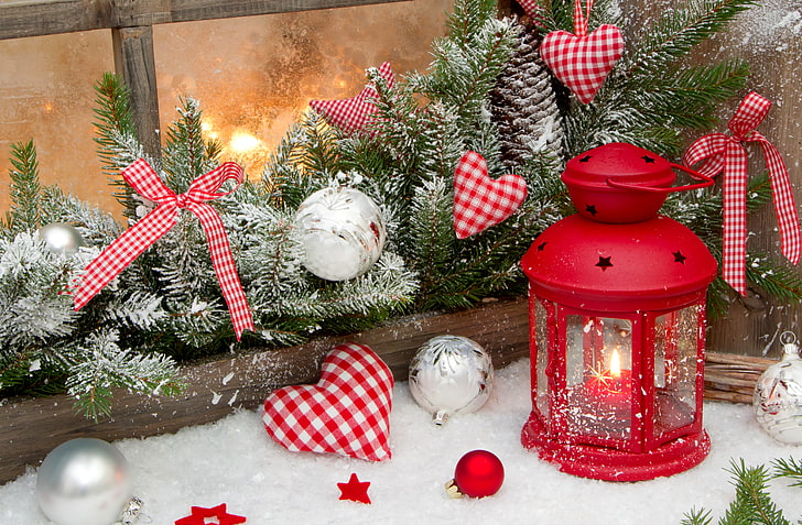 red candle lantern, winter, snow, holiday, heart, star, candles, Christmas, lantern, New year, Happy New Year, Merry Christmas, candle, Christmas decoration, Christmas decorations, HD wallpaper