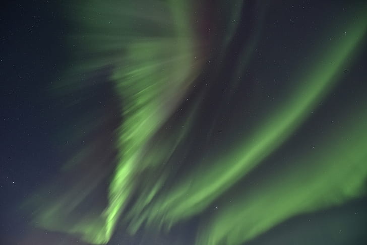 aurora borealis photo, islande, islande, Corona, Péninsule de Reykjanes, Islande, aurora borealis, Keflavik, aurores boréales, photographie de nuit, Reykjanesviti, phare, mer du Groenland, piles de mer, vagues, arrière-plans, résumé, Fond d'écran HD