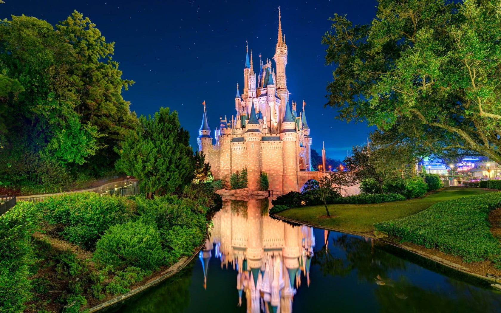 Disneyland Cinderellas Castle Orland