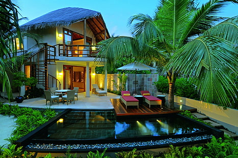 Luxurious Beach Villa, black framed underground pool, palm-trees, tropical, islands, luxurious, architecture, beach, modern, villa, luxury, paradise, pool, HD wallpaper HD wallpaper