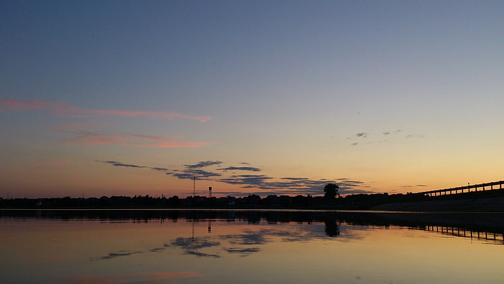 braunes und schwarzes hölzernes Boot, Sonnenuntergang, Landschaft, Fluss, Schattenbild, Himmel, HD-Hintergrundbild