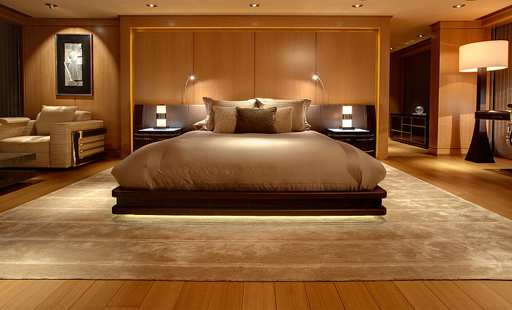 braunes Bett, Teppich, Bett, Bild, Stuhl, Kissen, Schlafzimmer, Hintergrundbeleuchtung., HD-Hintergrundbild