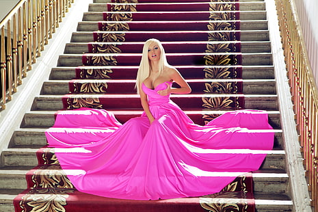 여자 핑크 끈이없는 볼 가운, 소녀, 드레스, 담홍색, 금발, 사다리, 흉상, 저녁, Katya Sambuca, HD 배경 화면 HD wallpaper