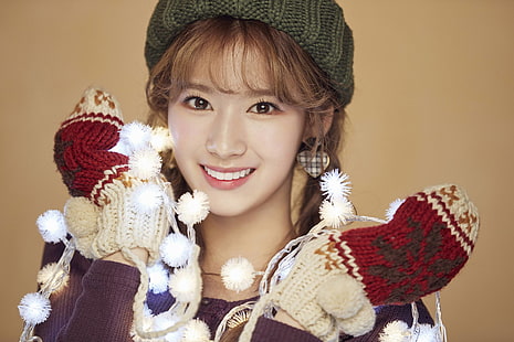 K-pop, Twice, women, Asian, singer, Christmas, warm colors, Twice Sana, HD wallpaper HD wallpaper