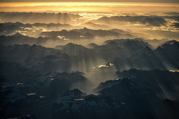 zdjęcia lotnicze gór w dzień, góry, krajobraz, światło słoneczne, zachód słońca, słońce, Tapety HD