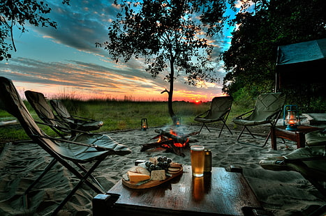 Photographie, camping, feu de joie, chaise, feu, nourriture, lanterne, coucher de soleil, Fond d'écran HD HD wallpaper